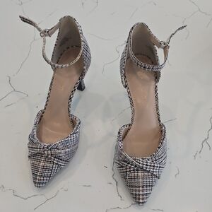 Brand New Plaid Tweed Pumps. In Pristine Condition. Katie & Kelly.